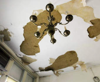 Комплексный ремонт потолка: с чего начать, процесс, работы после залива